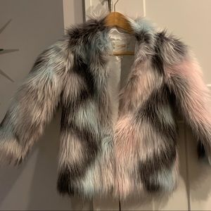 Girls Cat and Jack sz 6 fur coat
